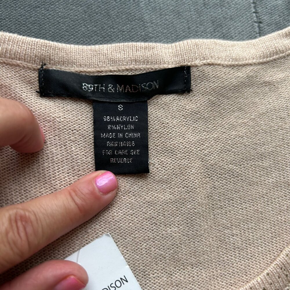 Cardigan Set - Picture 6 of 8